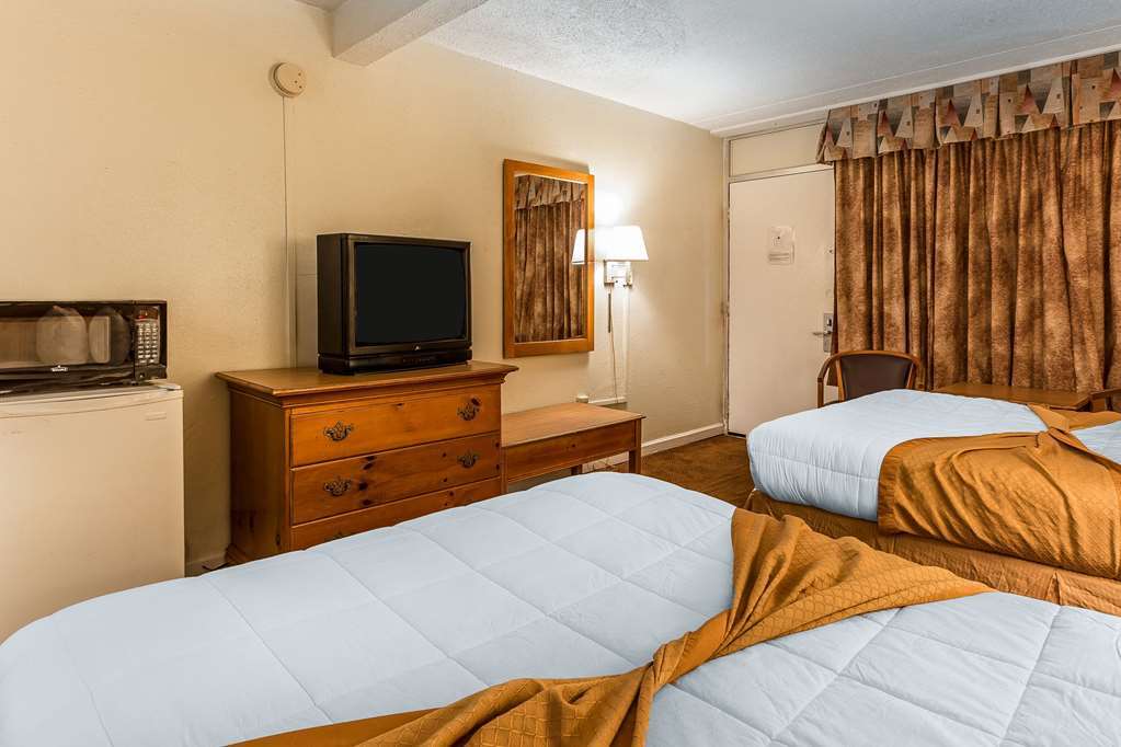 Ocean Star Hotel Myrtle Beach Room photo